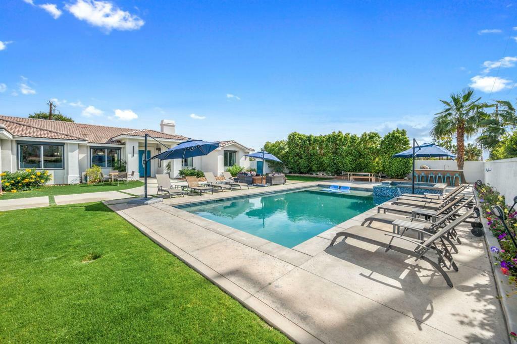 Property Photo: 2932 N Sunrise Way CA 92262