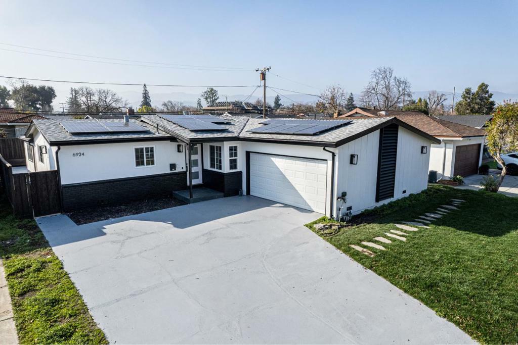 Property Photo:  6924 Bollinger Road  CA 95129 