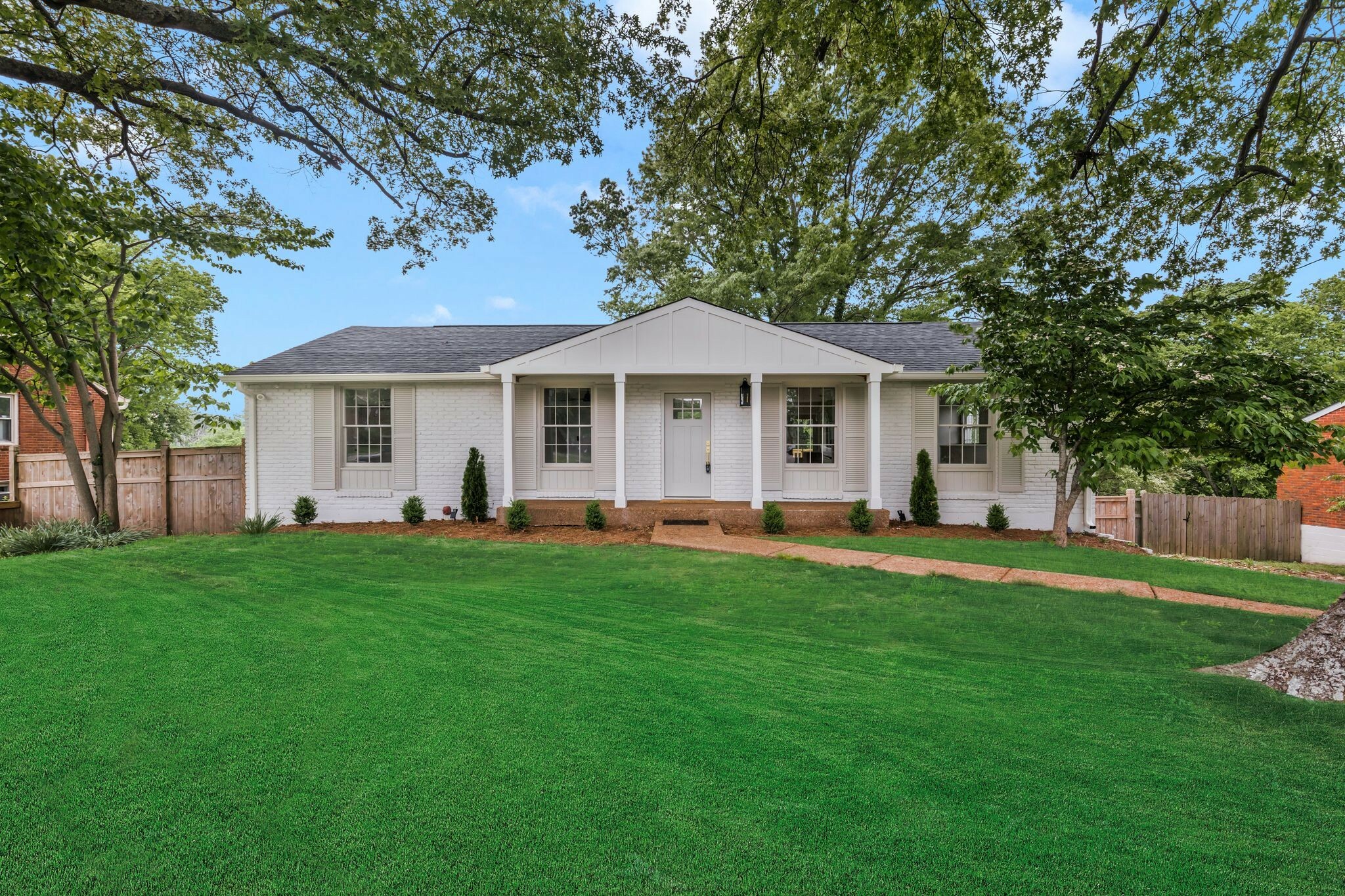 421 Wauford Dr  Nashville TN 37211 photo