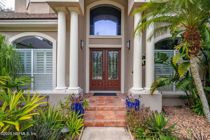 Property Photo: 654 Queens Harbor Boulevard FL 32225