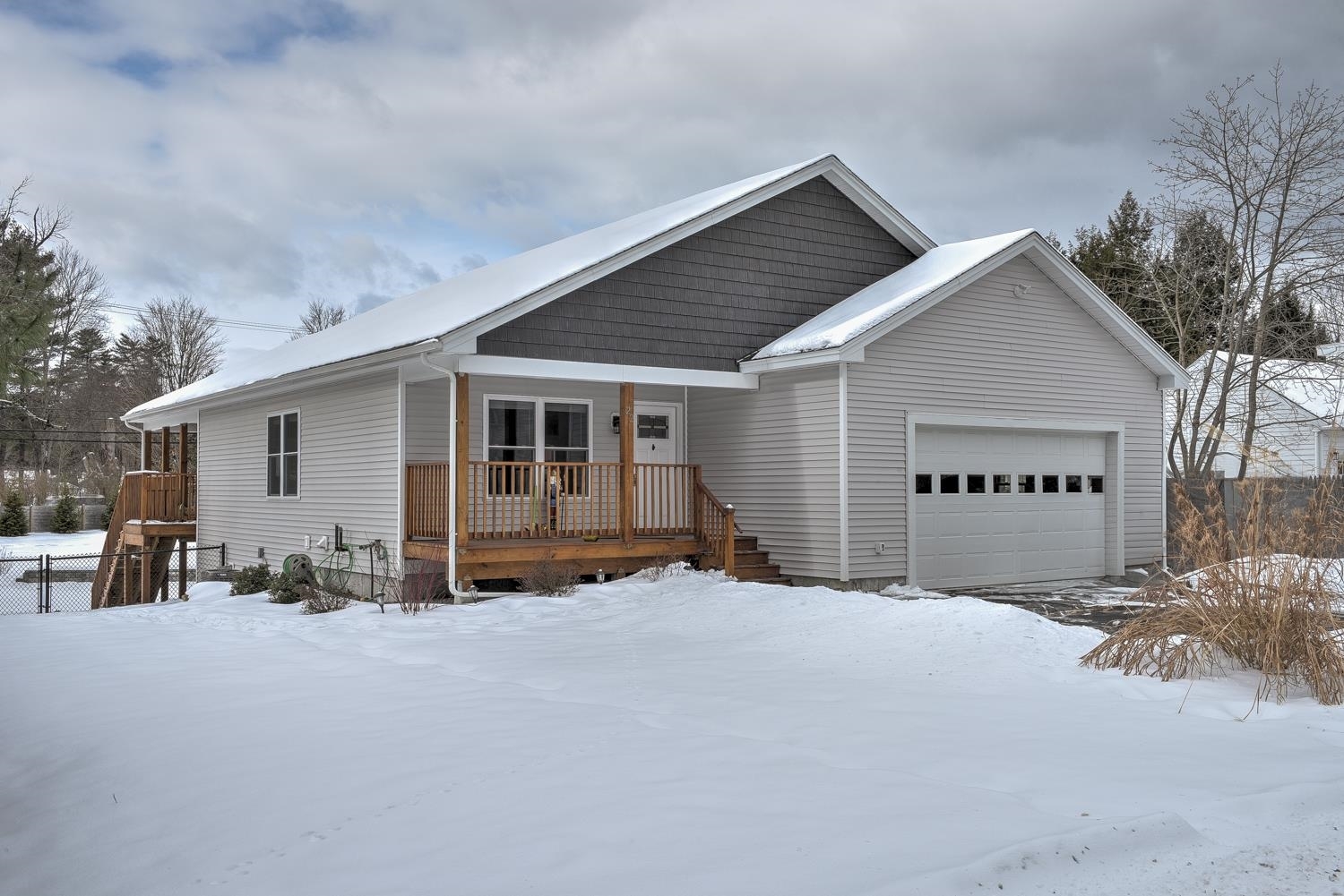 Property Photo:  22 Allen Court  NH 03431 