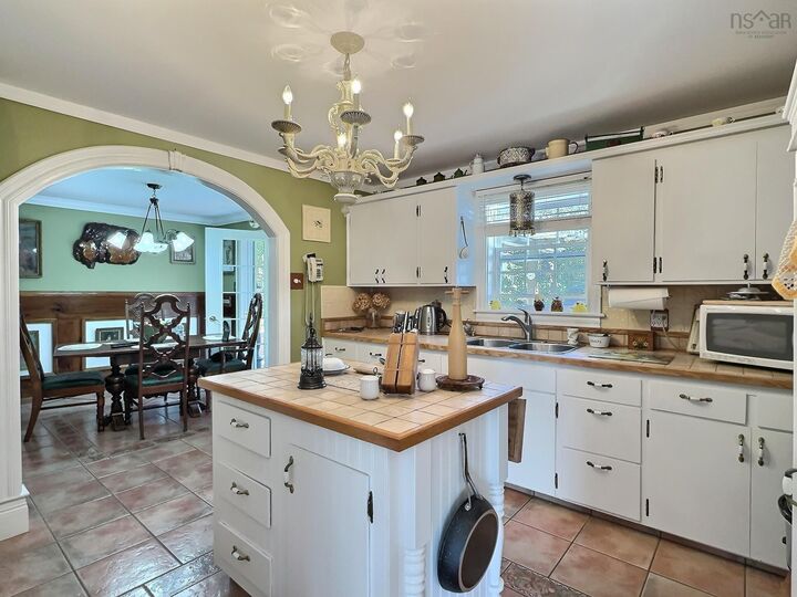 Property Photo: 61 Franklin Drive NS B6L 1G2