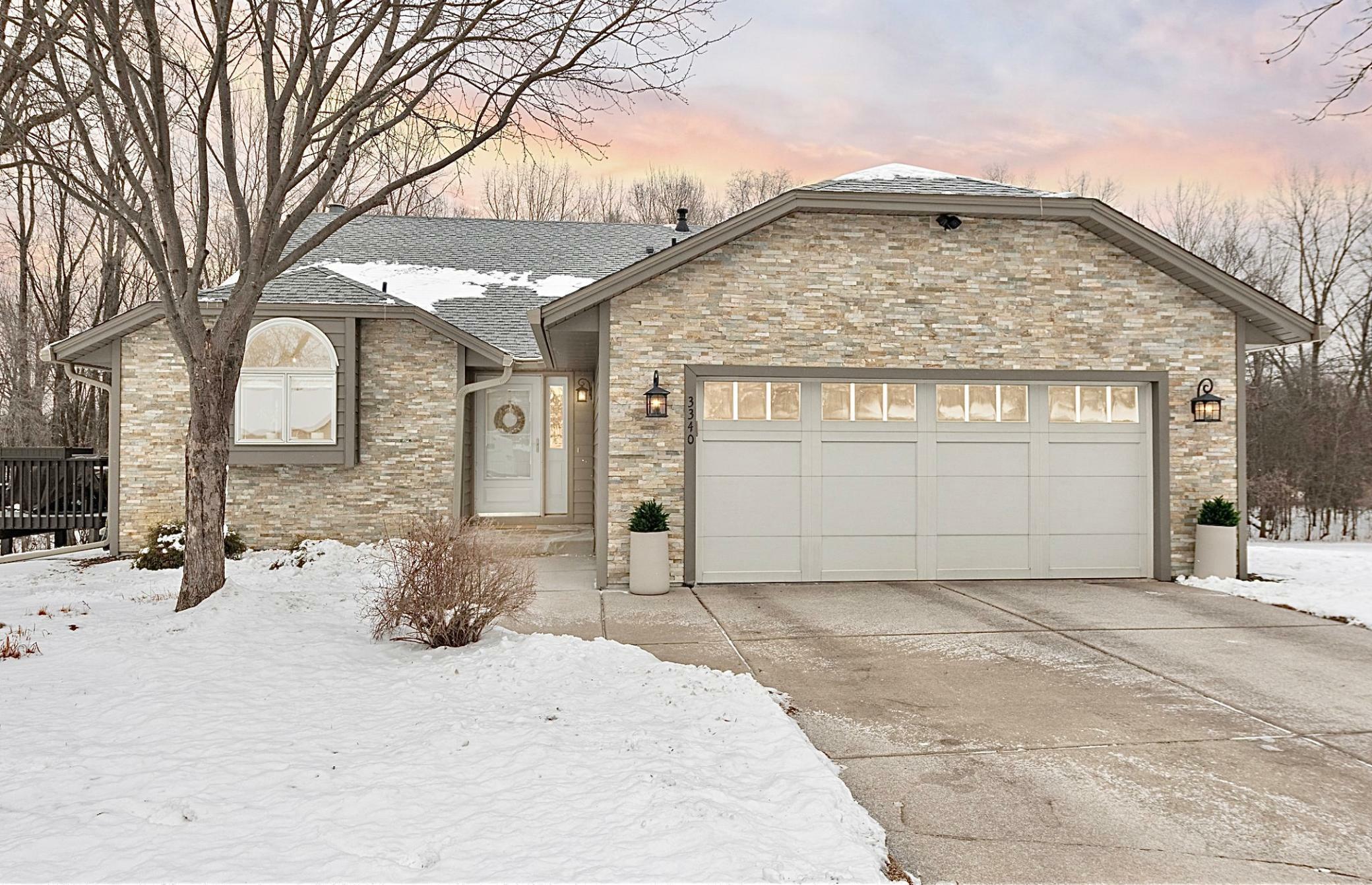 Property Photo:  3340 Minnesota Lane N  MN 55447 