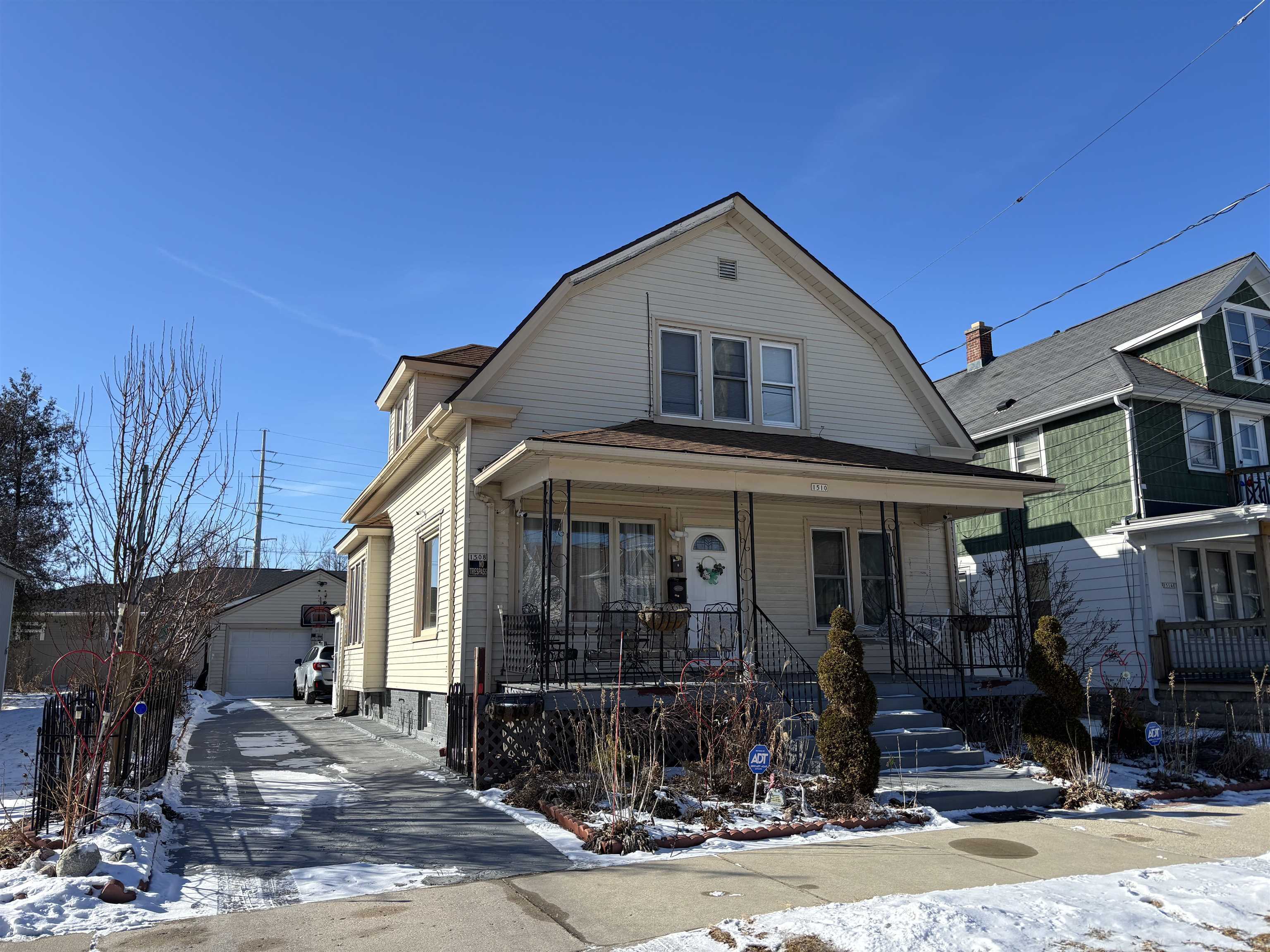 Property Photo:  1508 N 17th Street  WI 53081-2355 