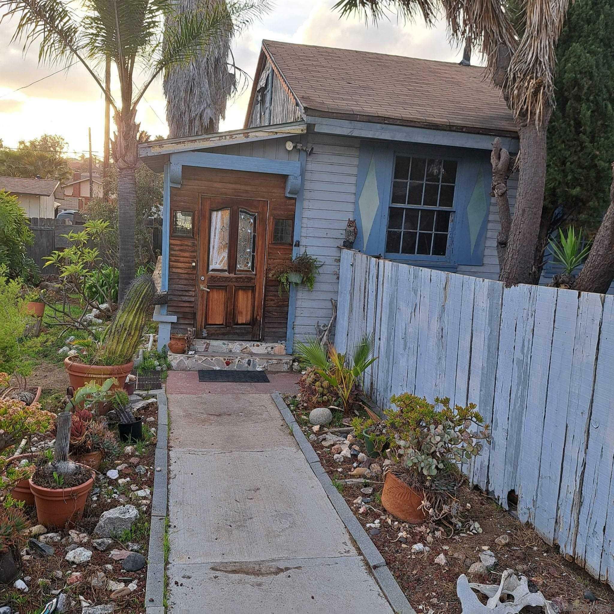 Property Photo:  1772 Knapp Dr  CA 92084 