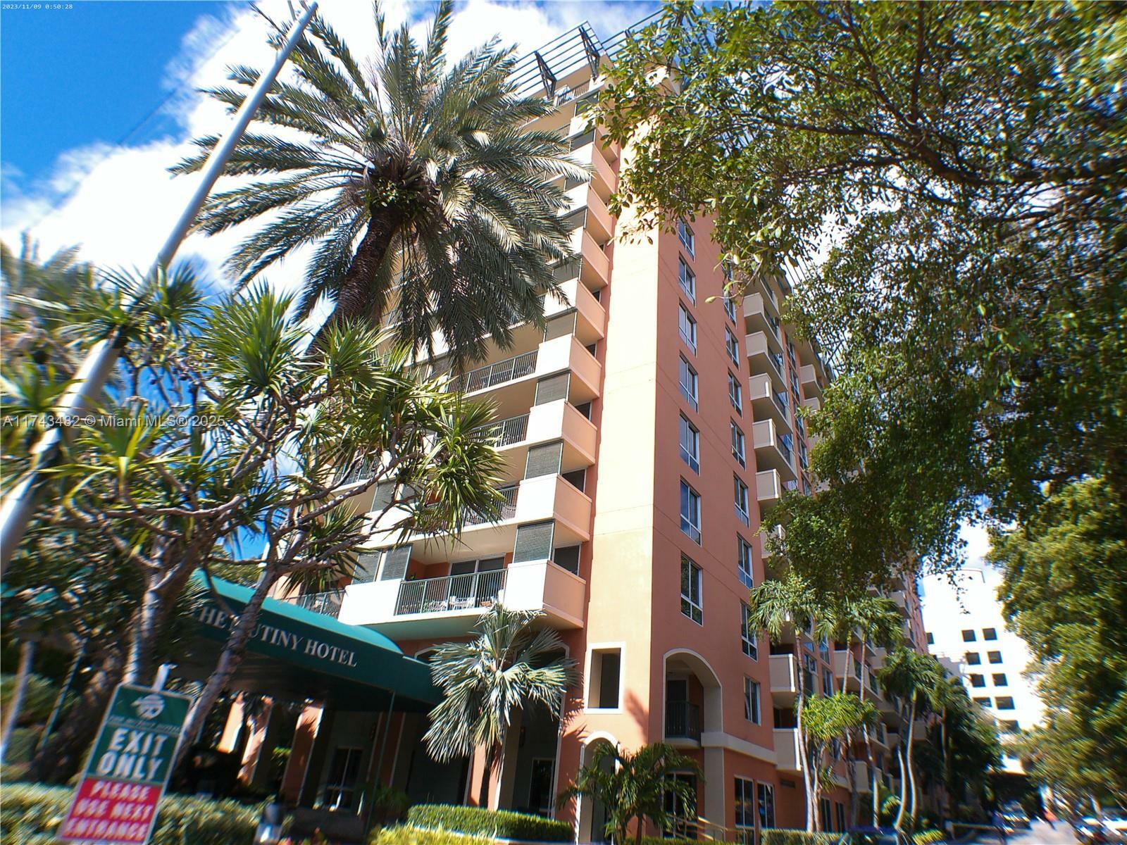 Property Photo: 2951 S Bayshore Dr 716 FL 33133