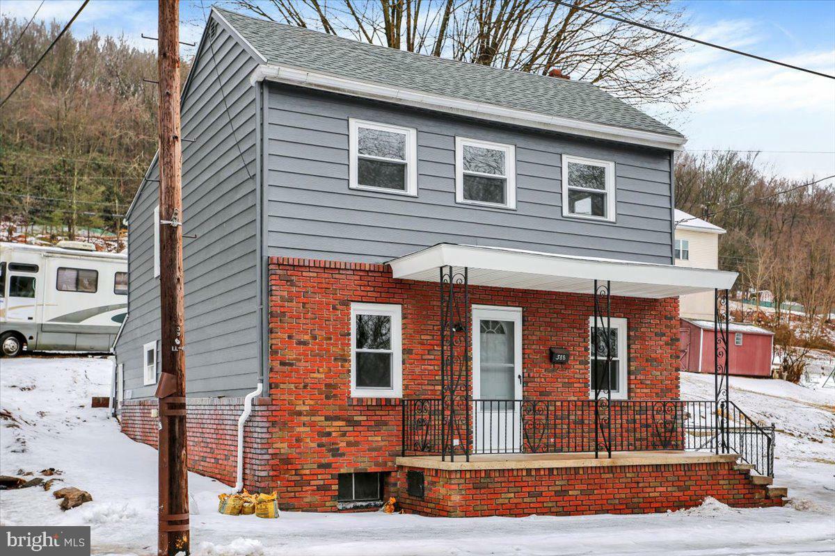 Property Photo:  388 E Bacon Street  PA 17901 