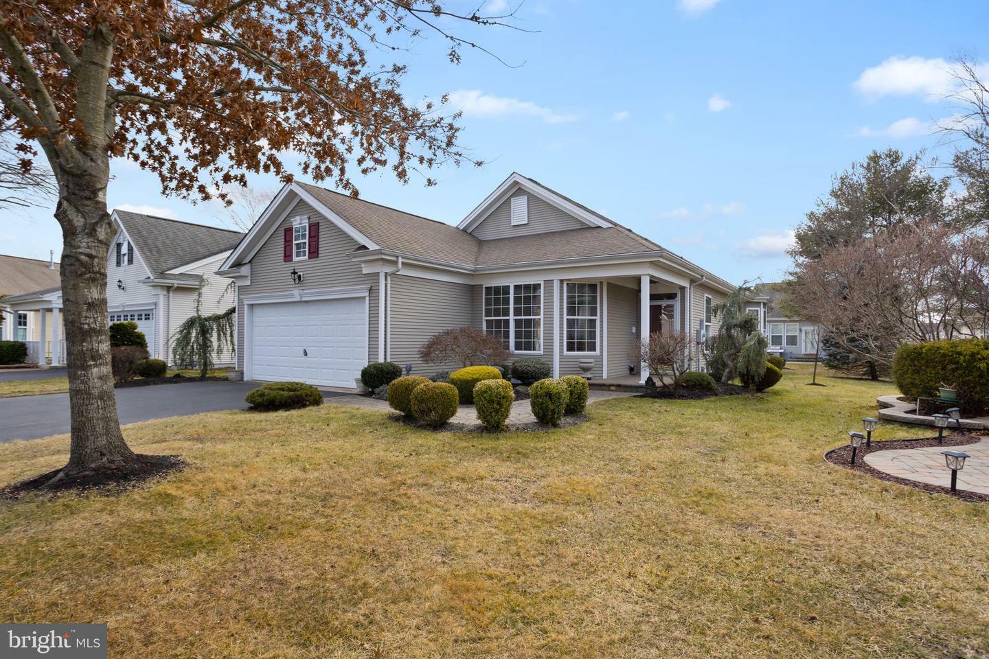 Property Photo:  519 Moores Court  NJ 08527 