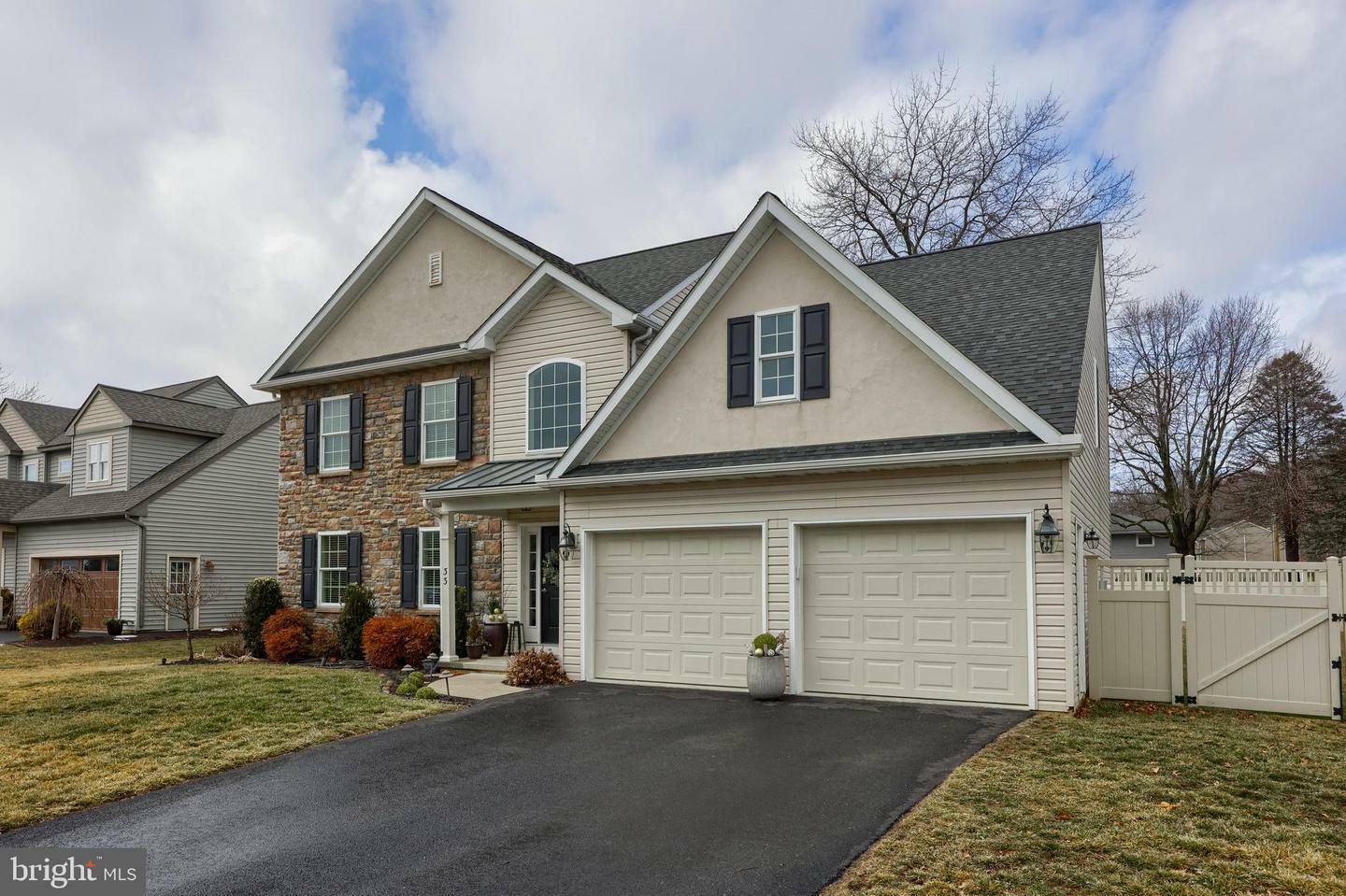 Property Photo:  33 Katherines Way  PA 17602 