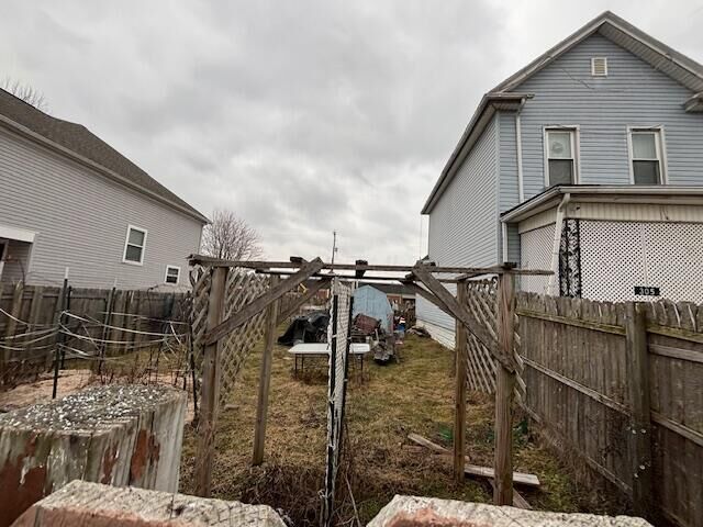 Property Photo:  305 E Innis Avenue  OH 43207 
