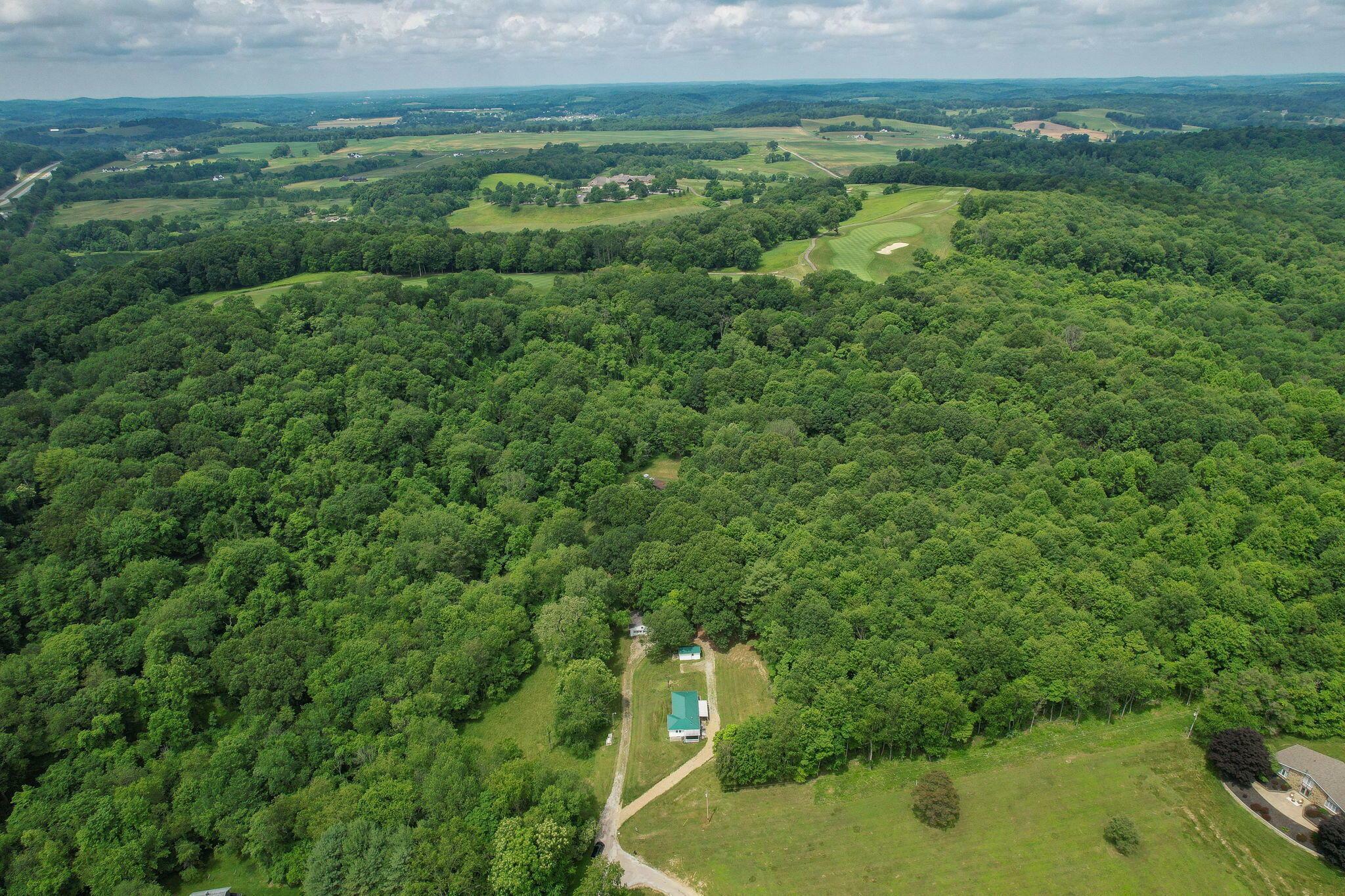 Property Photo: 17930 Bear Road OH 43830