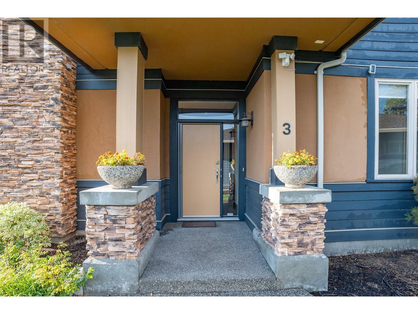 Photo de la propriété: 101 Falcon Point Way 3 BC V1H 1V4