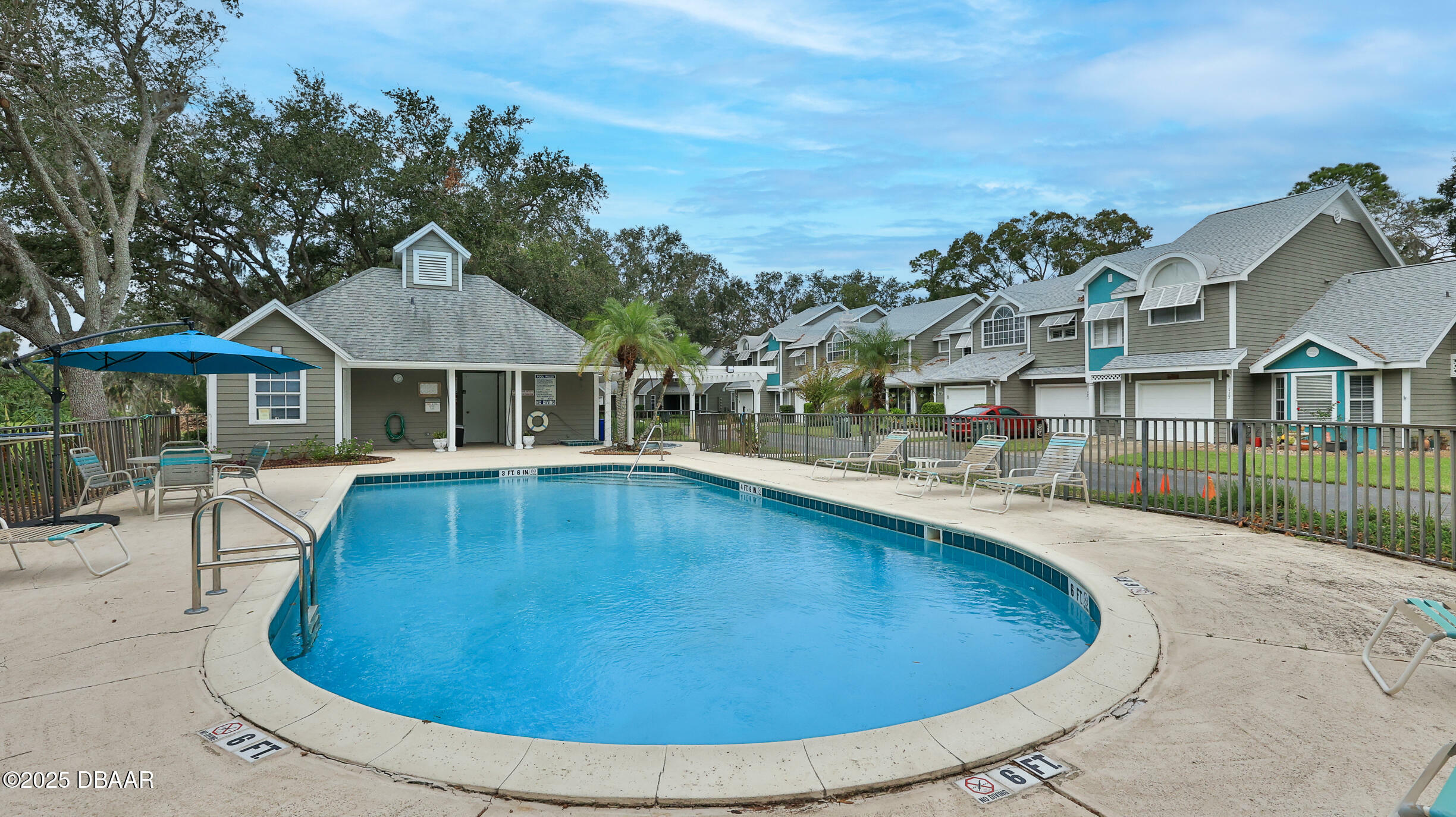 Property Photo: 105 Grand Oaks Circle FL 32114