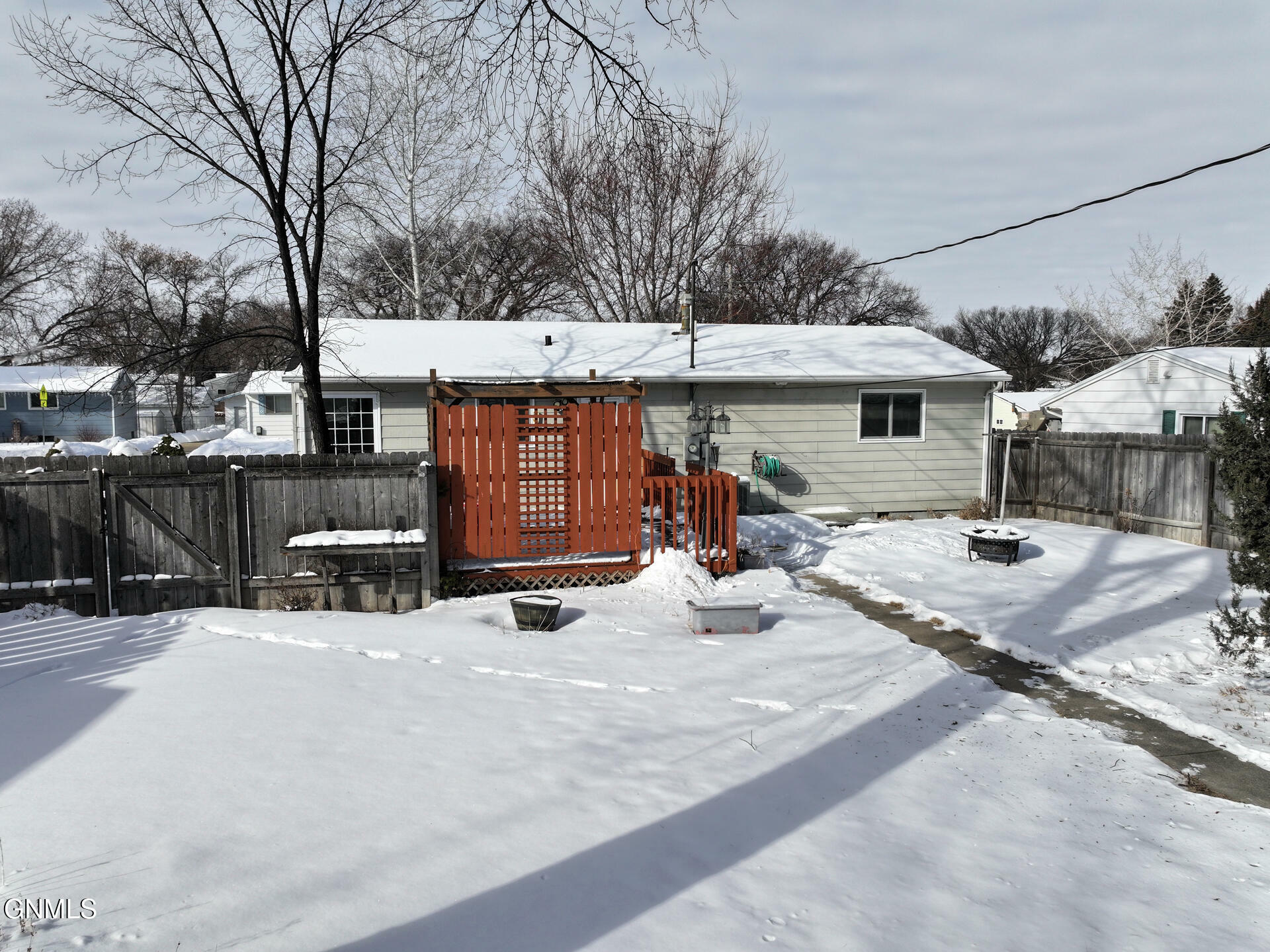 Property Photo:  1821 5th Street  ND 58501 