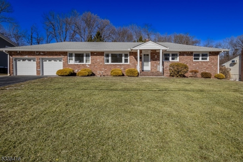 Property Photo:  1586 Brookside Rd  NJ 07092 