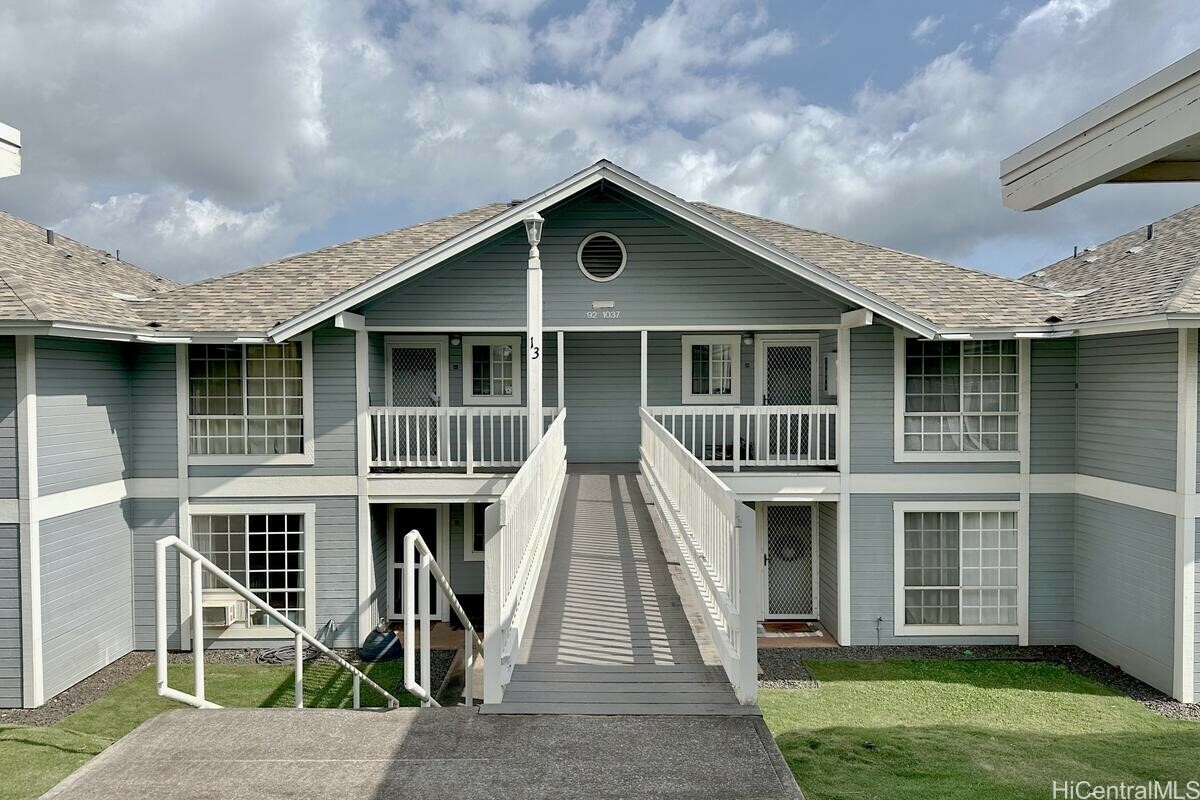 Property Photo: 92-1037 Lalahi Street 104 HI 96707