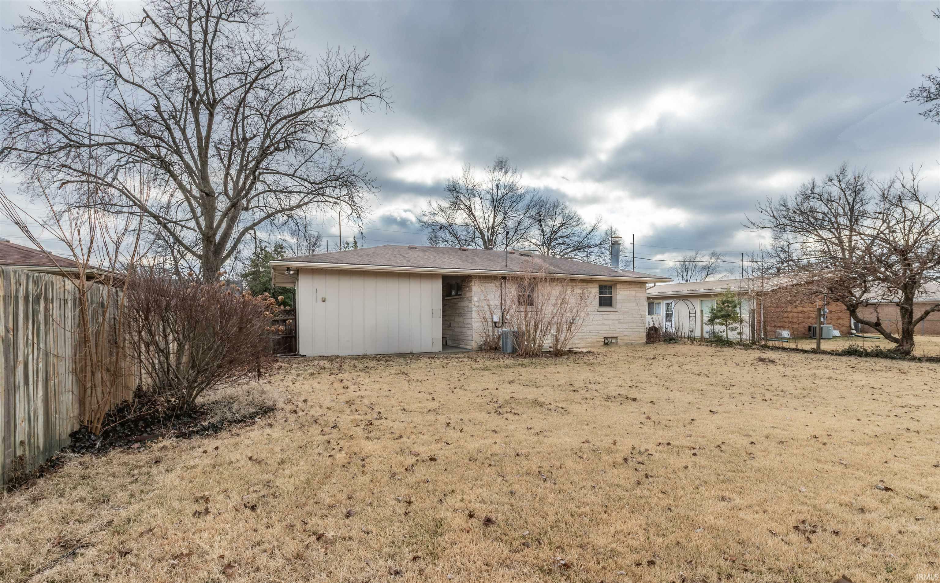 Property Photo:  2920 Blossom Lane  IN 47711 