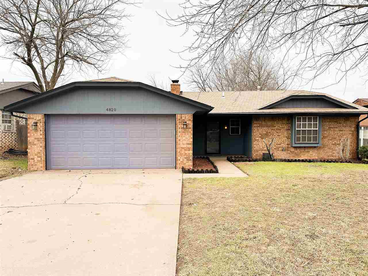 Property Photo:  4820 SE Churchill Way  OK 73501 