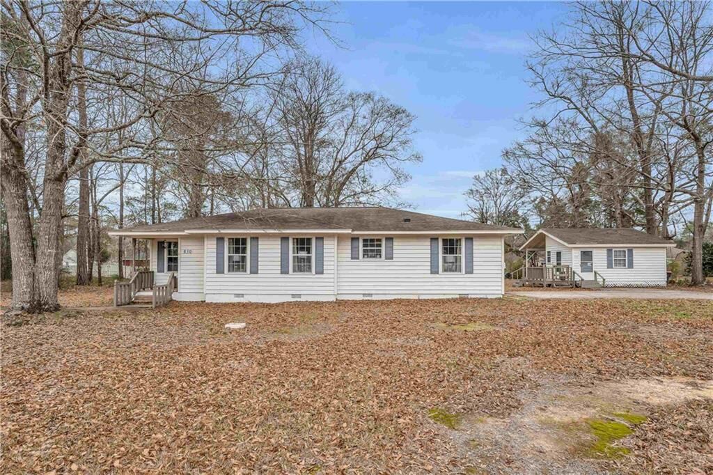 Property Photo:  610 7th Street  AL 36507 