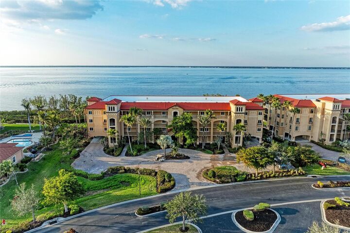 Property Photo:  93 Vivante Boulevard 9336  FL 33950 