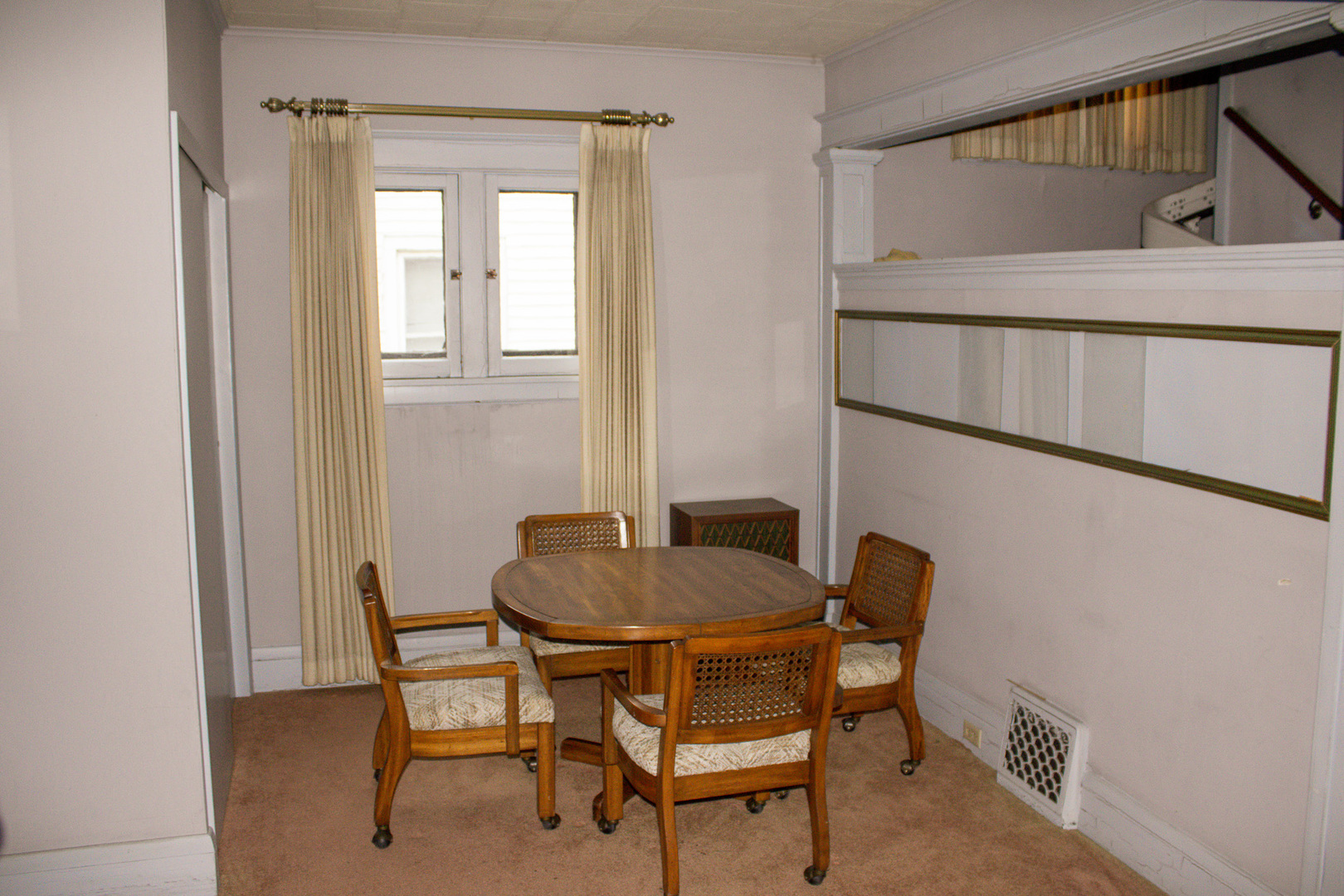 Property Photo:  484 S Elm Avenue  IL 60901 