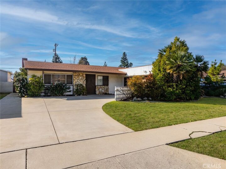 Property Photo:  14814 Blackhawk Street  CA 91345 