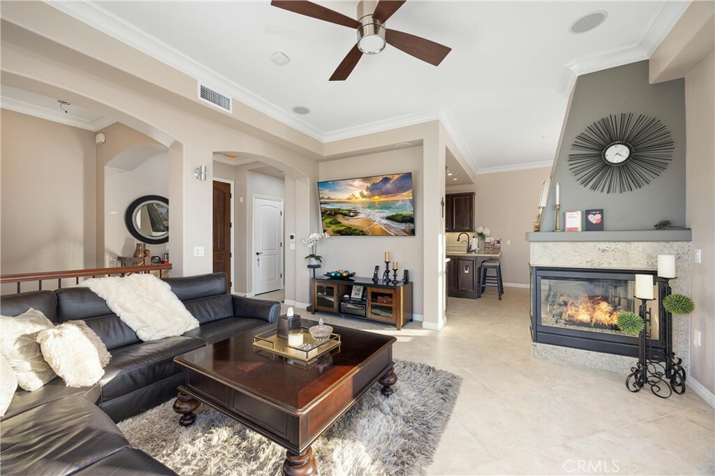 Property Photo: 401 Bernard Street 407 CA 92627