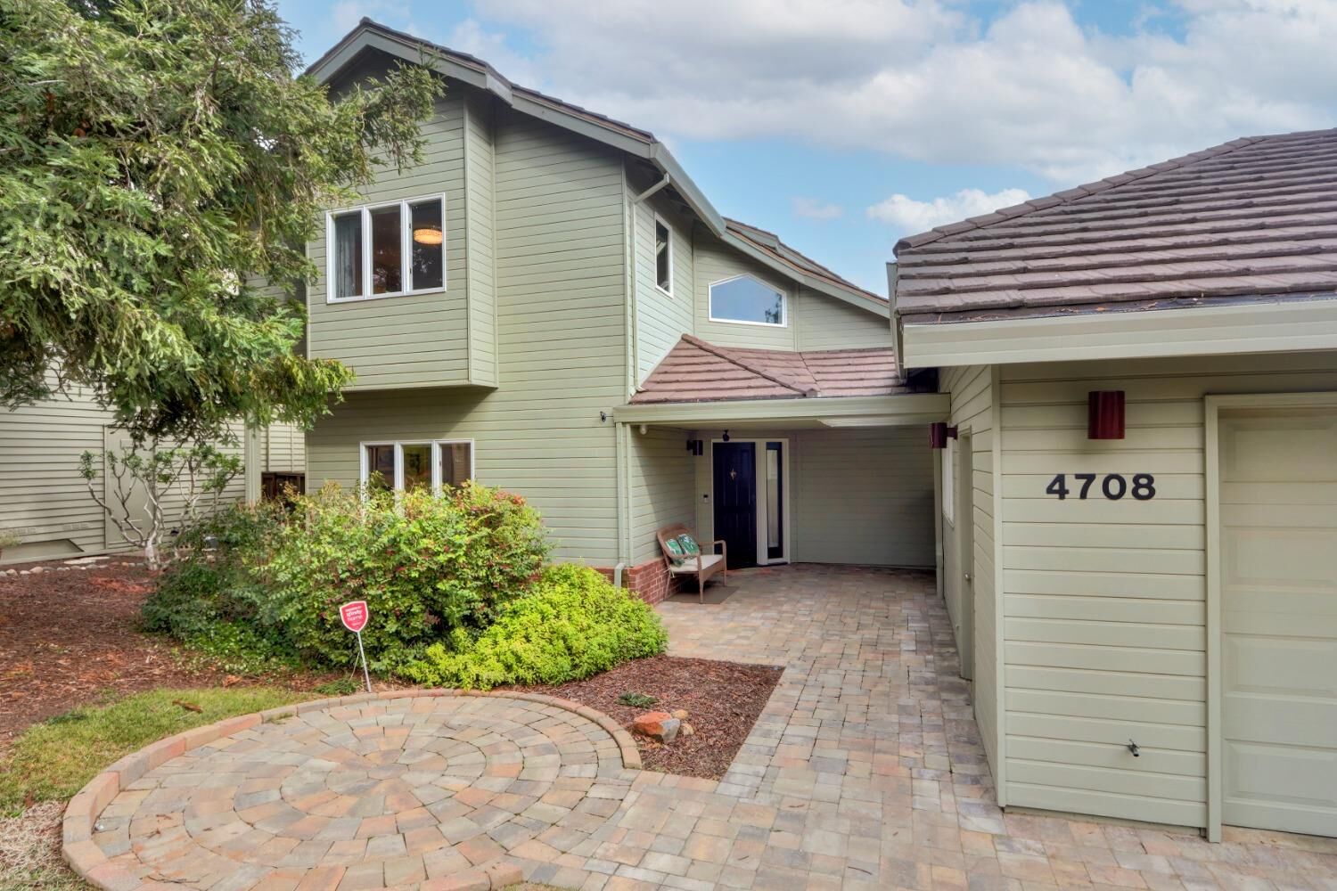 Property Photo: 4708 Tree Shadow Place CA 95628