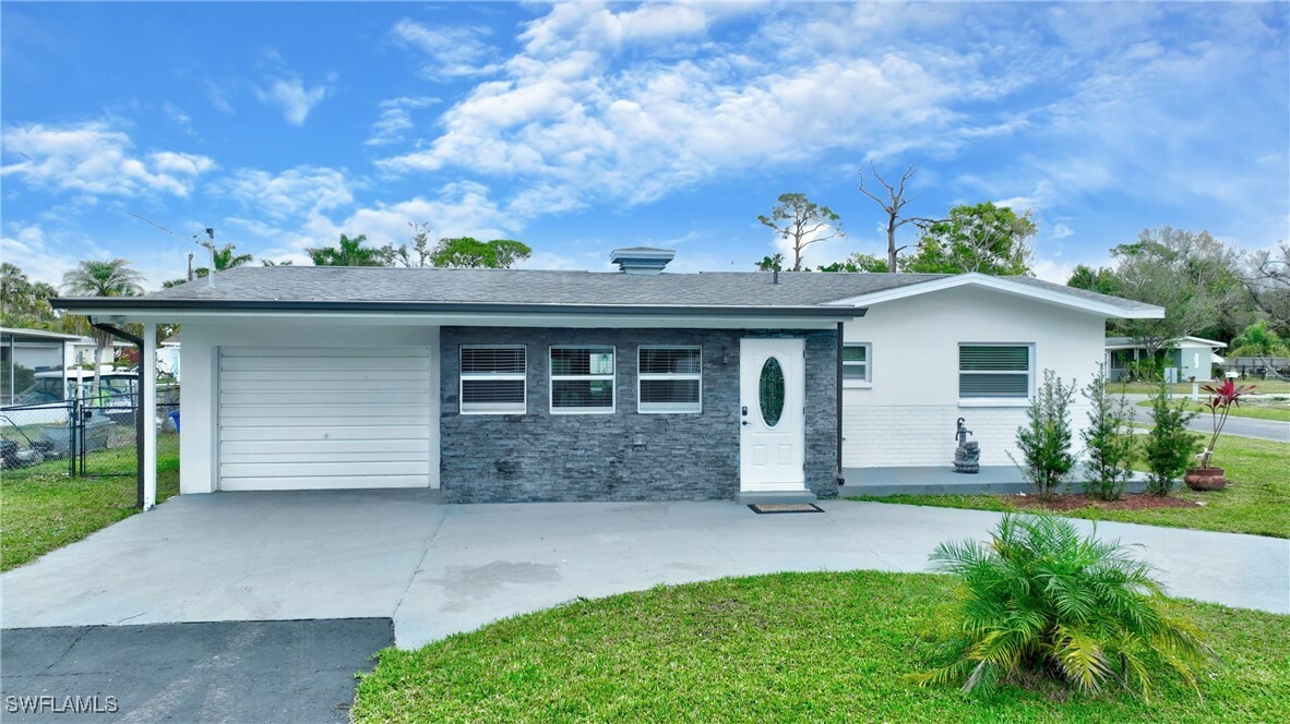 Property Photo:  8141 Cleaves Road  FL 33903 