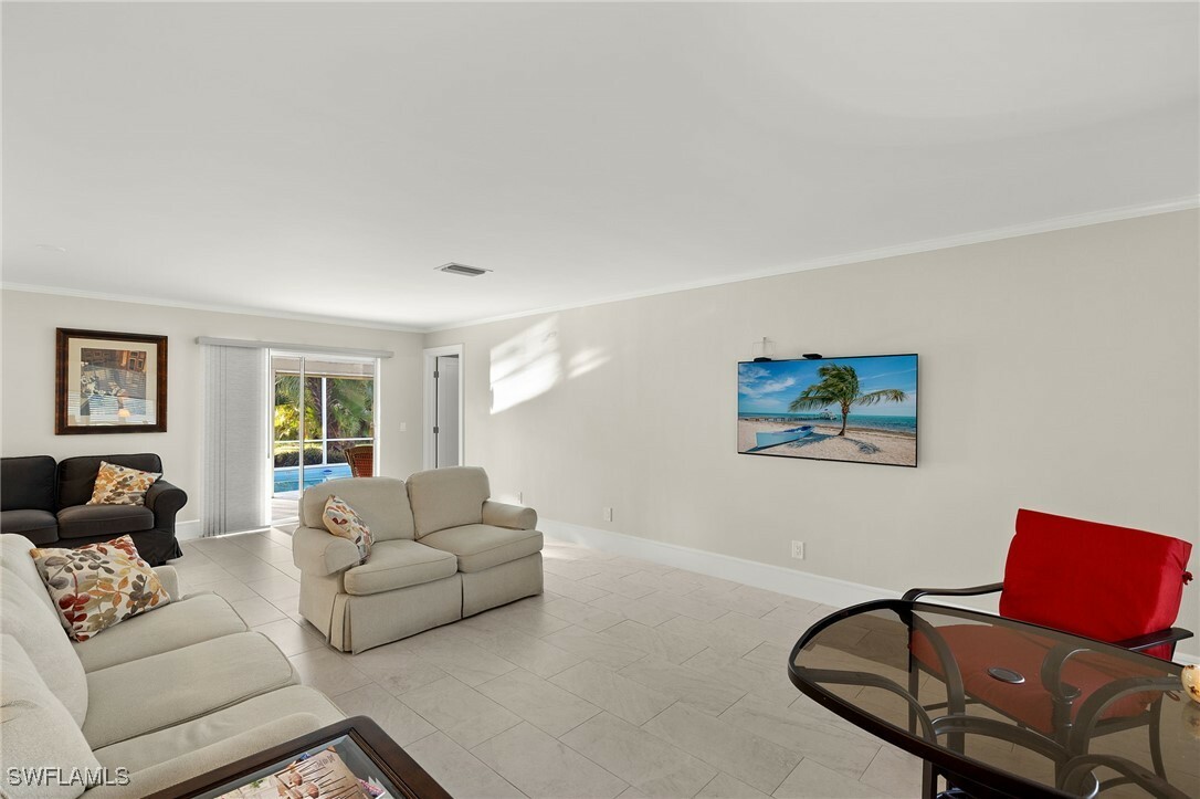 Property Photo:  2347 Club House Road  FL 33917 