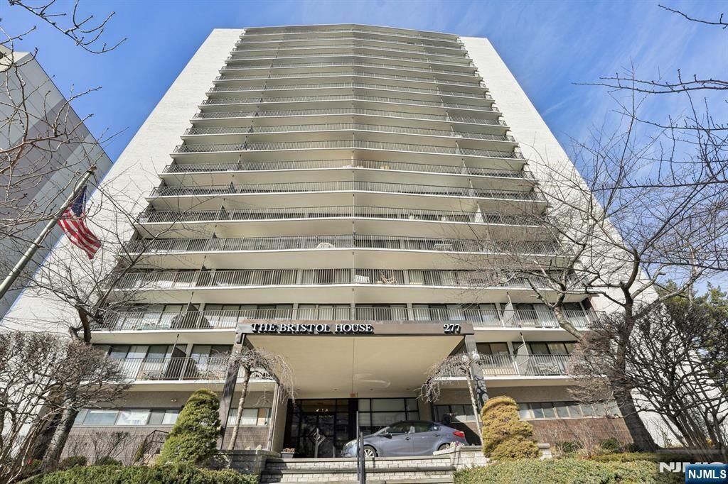 Property Photo: 277 Prospect Avenue 18F NJ 07601