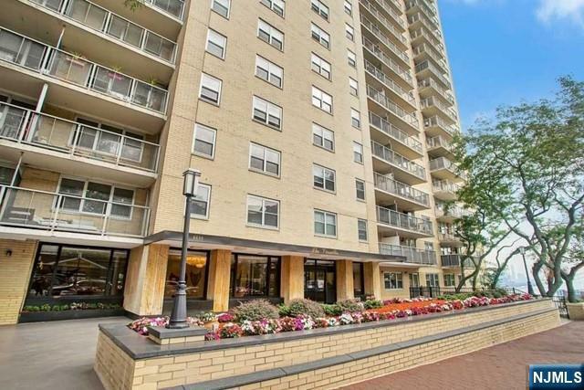 Property Photo: 6600 Boulevard East 10E NJ 07093