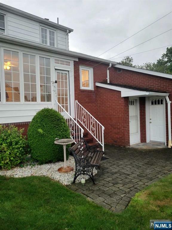 Property Photo:  264 Grove Street  NJ 07644 