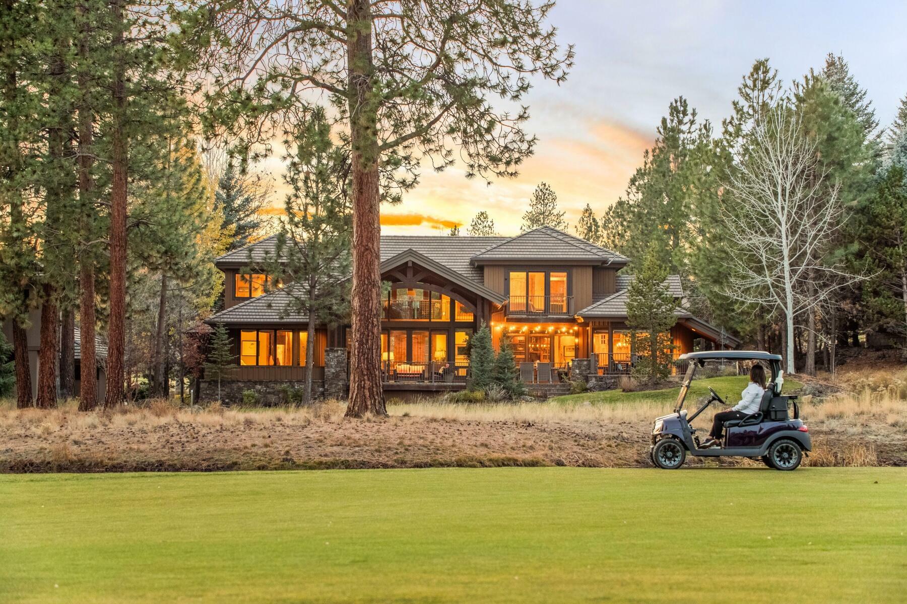 Property Photo: 61708 Broken Top Drive OR 97702