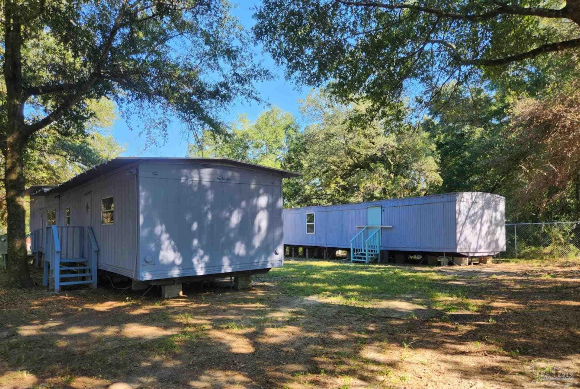 Property Photo: 6587 Pinto Ave FL 32570