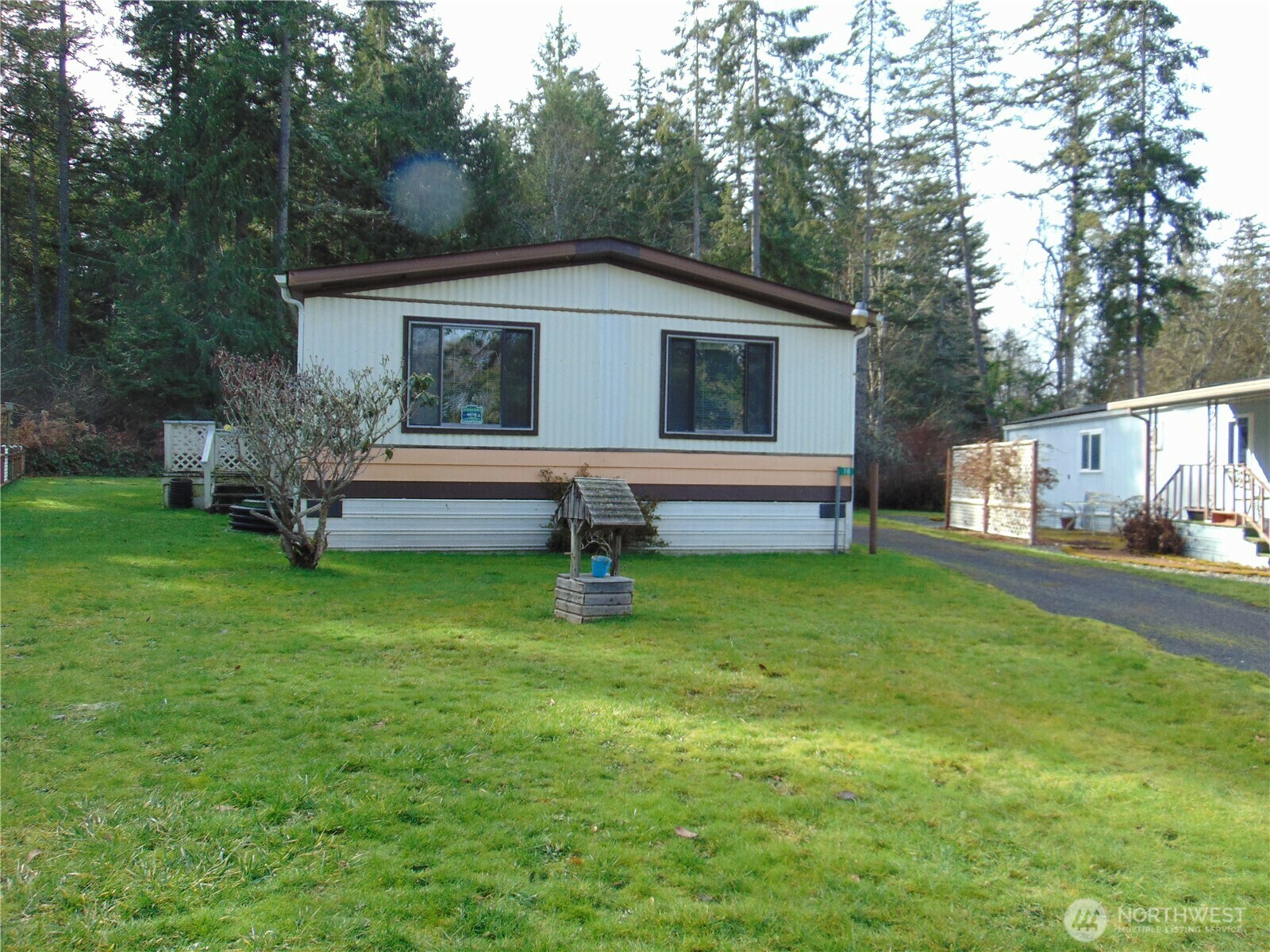 472  Leighland Avenue 18  Port Angeles WA 98362 photo