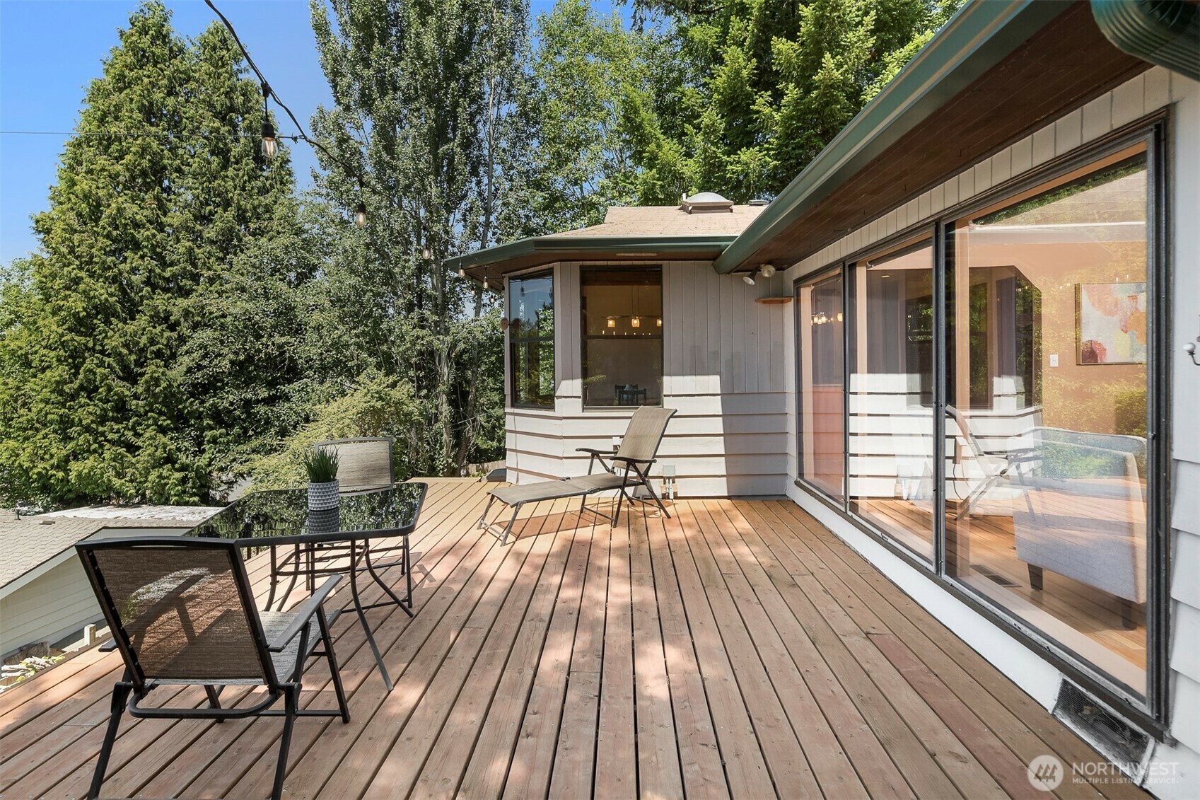 Property Photo:  18706  82nd Avenue NE  WA 98028 