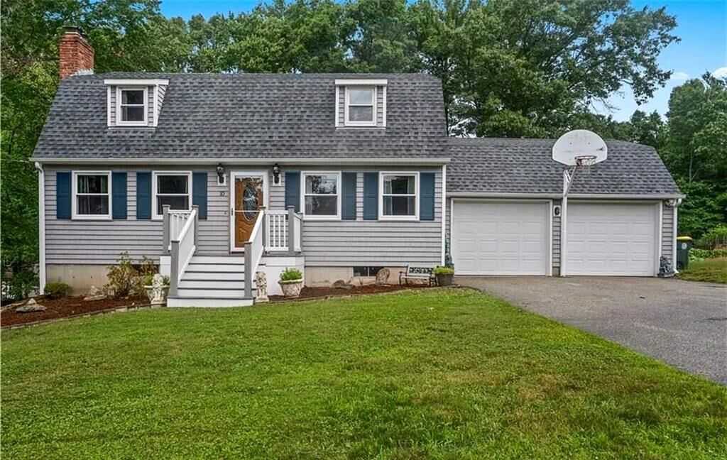 Property Photo:  10 Powder Mill Lane  RI 02828 