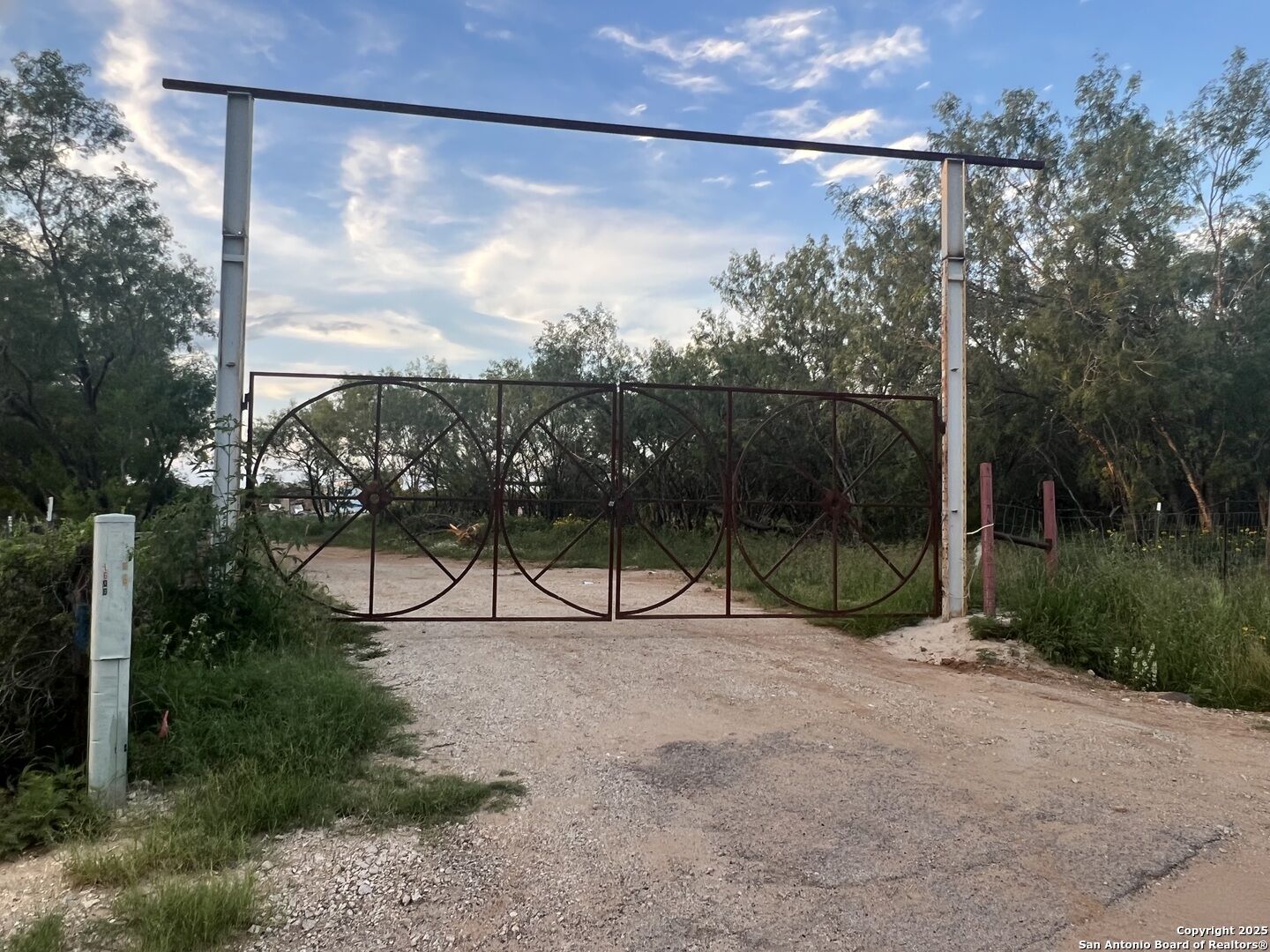 Property Photo: 10477 Briggs TX 78002