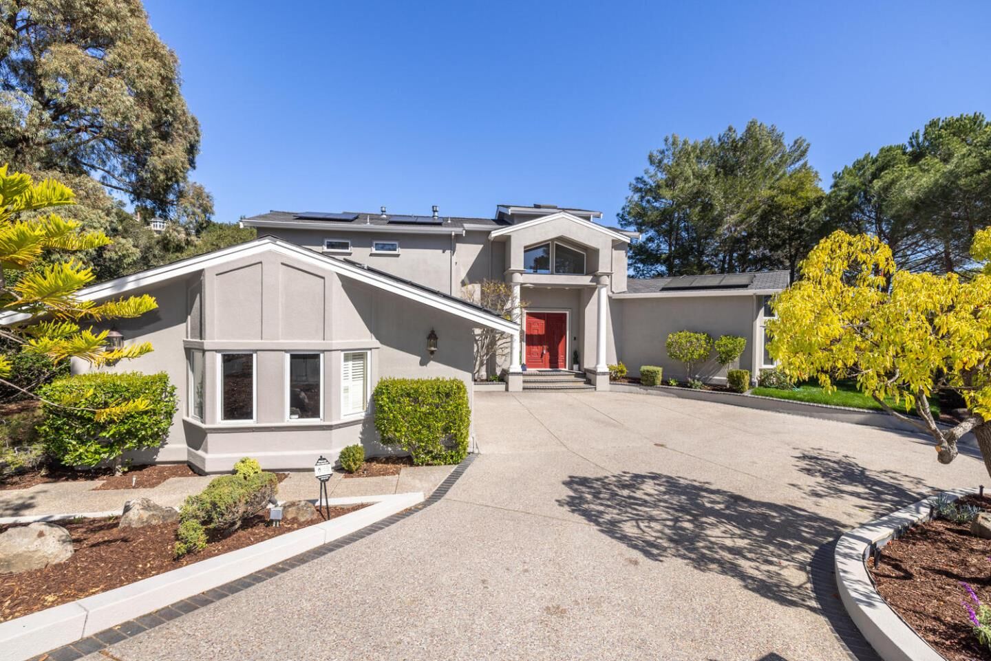 Property Photo:  105 Falkirk Lane  CA 94010 