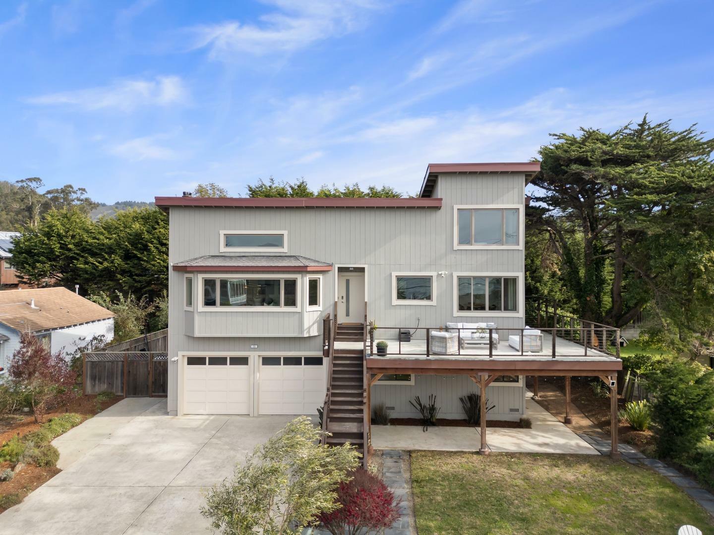 23 Alameda Avenue  Half Moon Bay CA 94019 photo