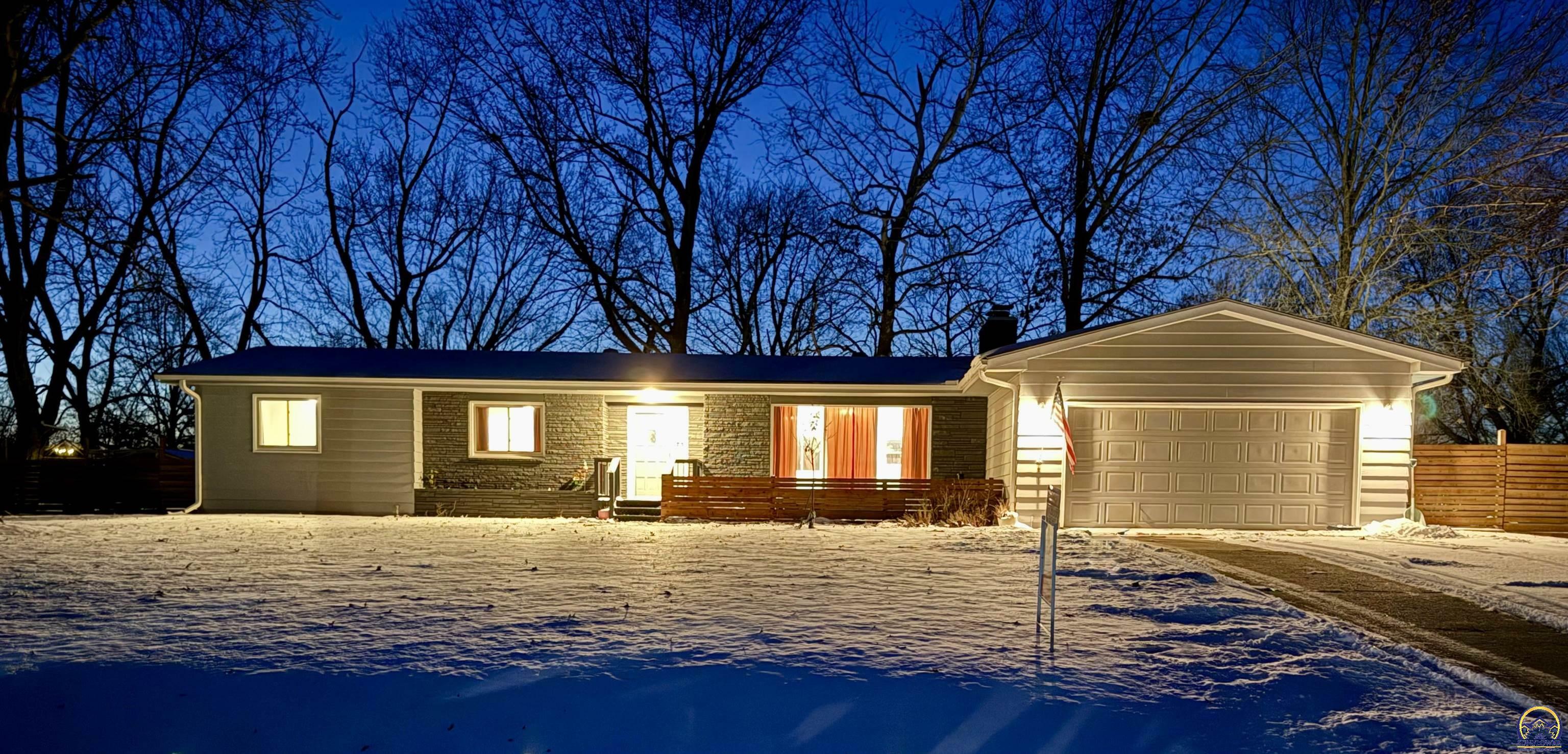 Property Photo: 4115 NE Wenonah Rd KS 66617