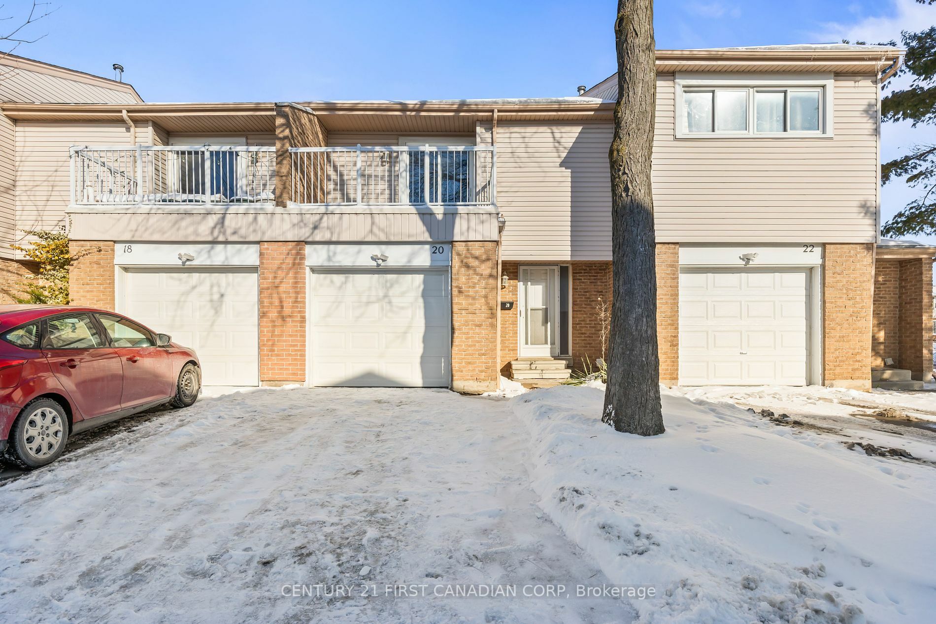 Property Photo:  500 Osgoode Dr 20  ON N6E 2G9 