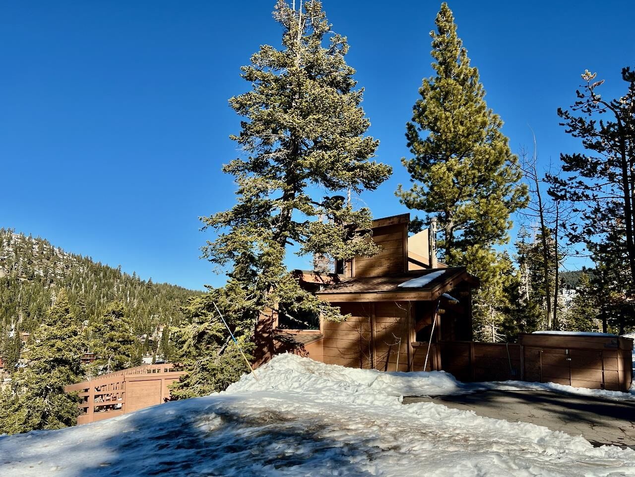 Property Photo: 1498 Upper Bench Road CA 96146