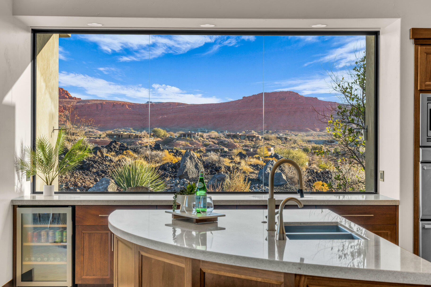 2226 N Tacheene Dr  St George UT 84770 photo