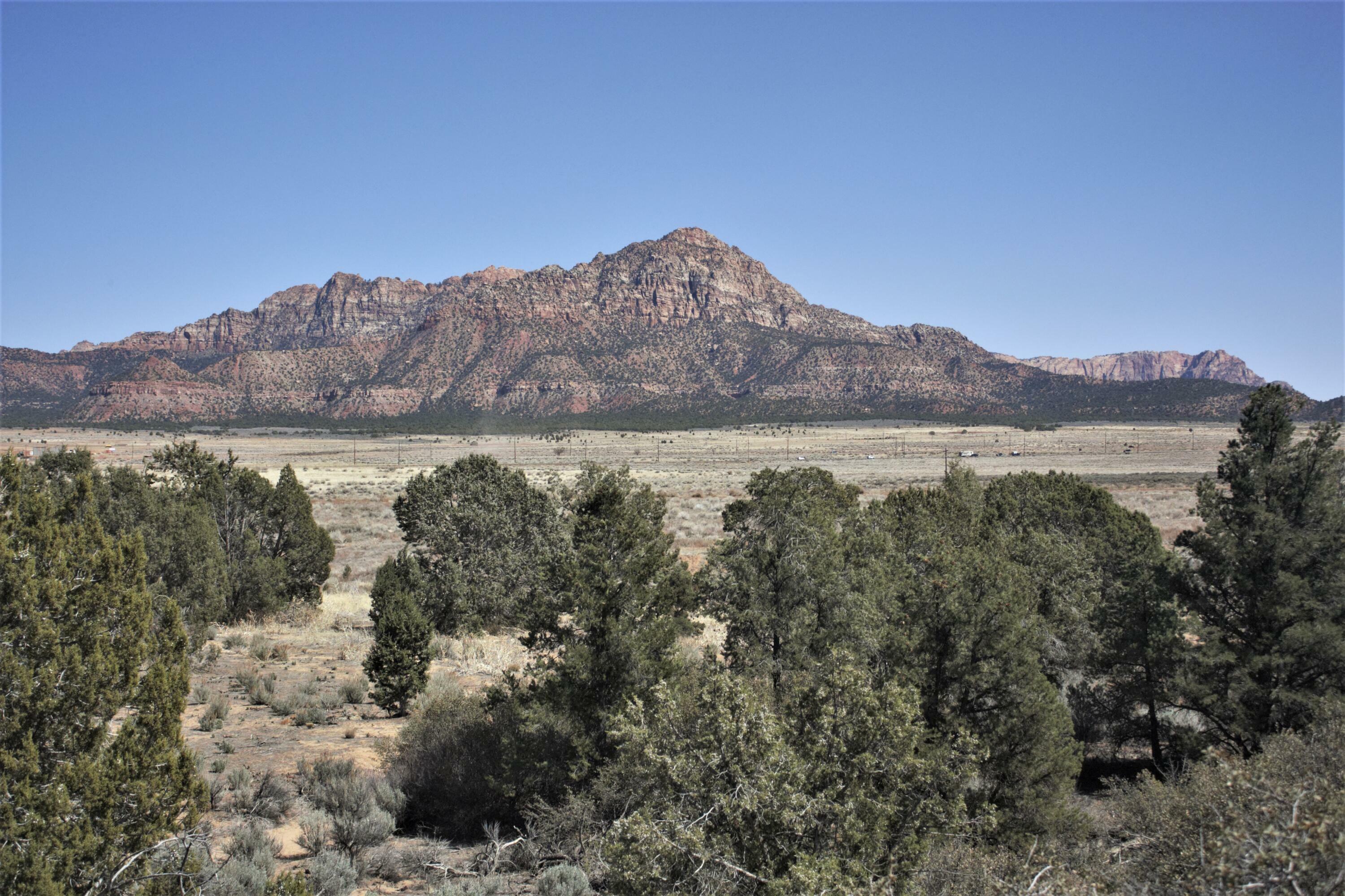 Property Photo:  400 N Coyote Rd Av-1351-C  UT 84737 