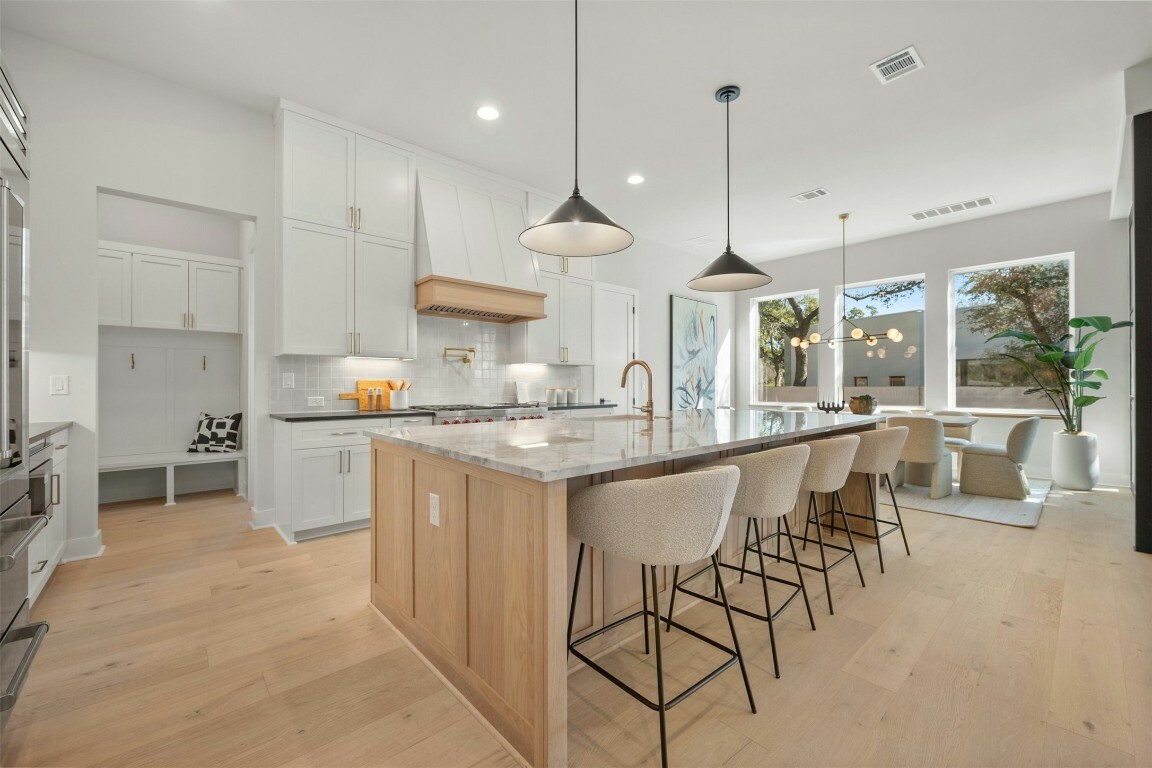 Property Photo: 1339 Allen Road TX 78746