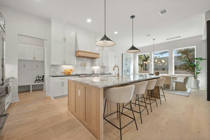 Property Photo: 1339 Allen Road TX 78746