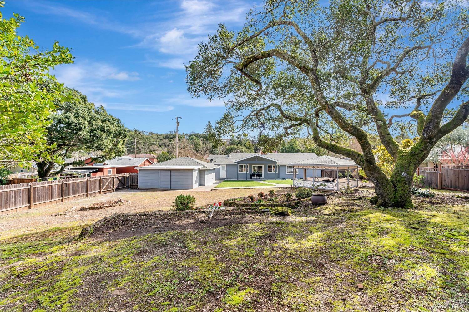 Property Photo:  4815 Bridle Trail  CA 95409 