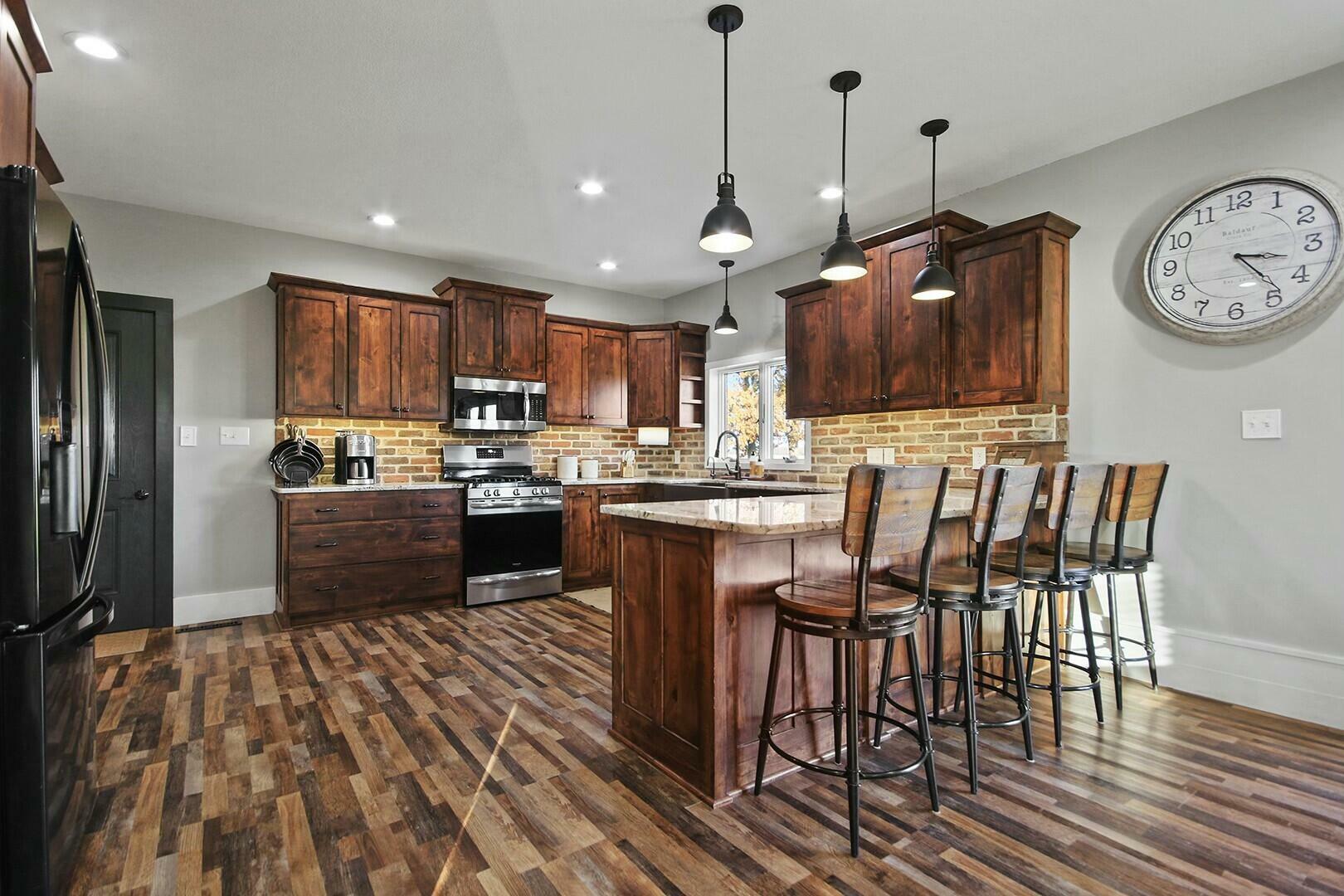 Property Photo: 140 County Road 412 MO 65248